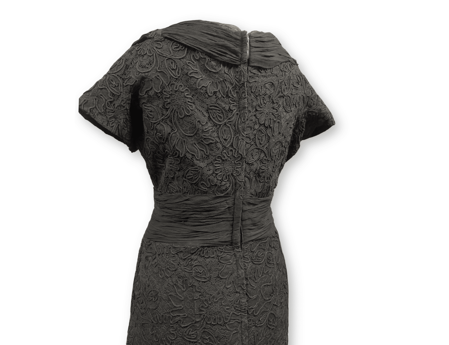 Marilyn-Style Wiggle Dress