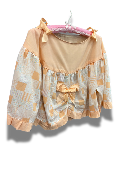 Sweet Peach Vintage Top